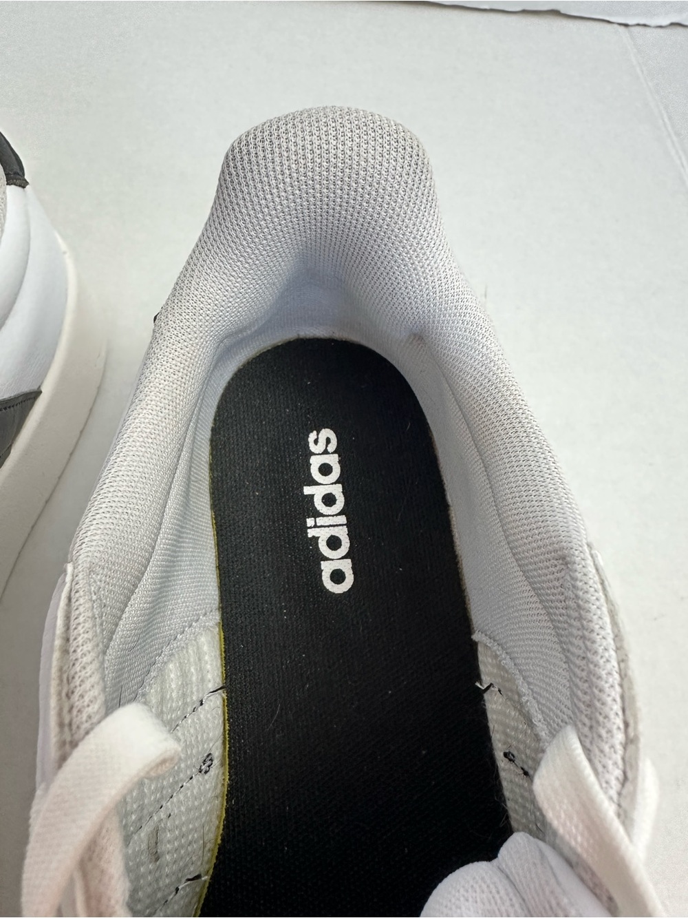 Adidas Barreda T-Toe Sneakers White Suede Lace-Up Shoes Women’s Size 9 - Picture 8 of 13